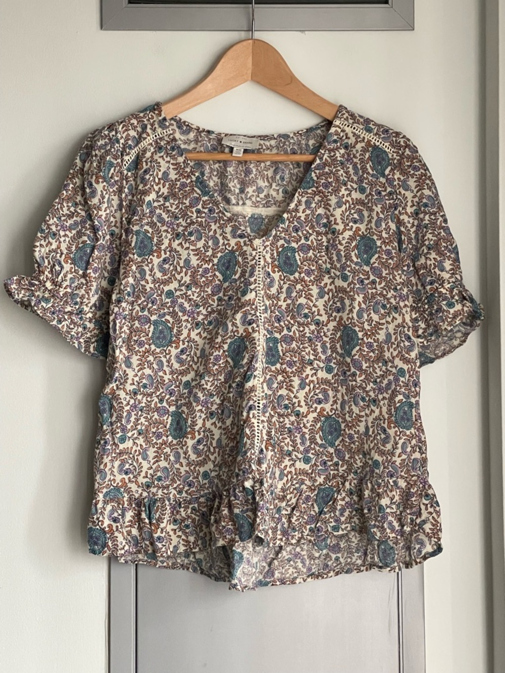 LUCKY BRAND Floral Paisley V-Neck Ruffle Hem Top - Cream Teal